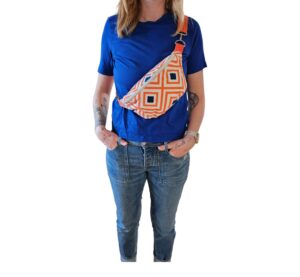 Bauchtasche mit oranger/weisse Streifen